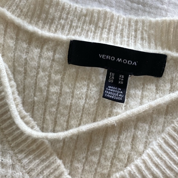 VERO MODA KNIT SWEATER - Picture 3 of 3